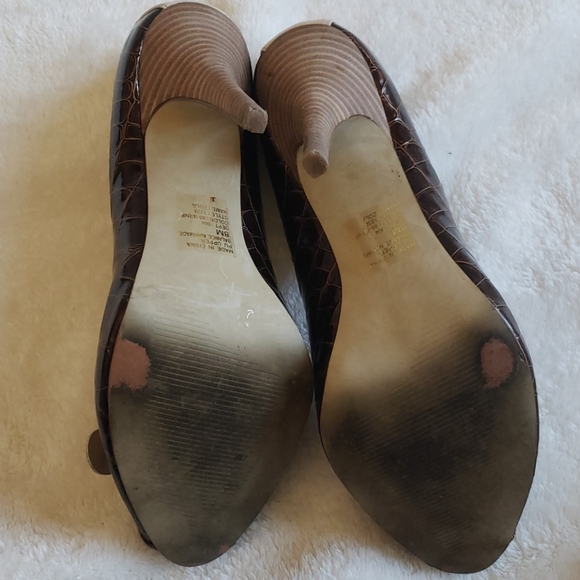 Bakers Zola Buckle Heels - Picture 5 of 8